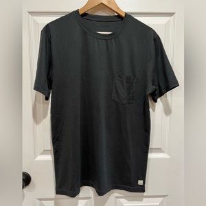 Vuori Tradewind Performance T Shirt NWOT